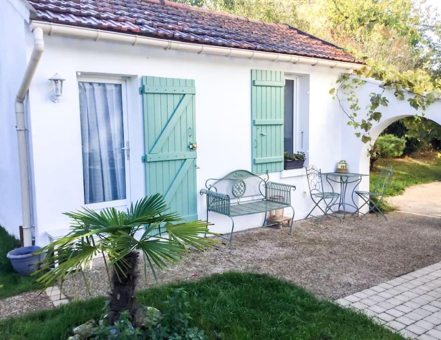 Le Studio Charmant A 20Min De Paris Вилен-сюр-Сена Экстерьер фото