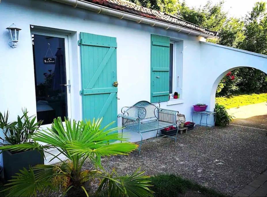 Le Studio Charmant A 20Min De Paris Вилен-сюр-Сена Экстерьер фото
